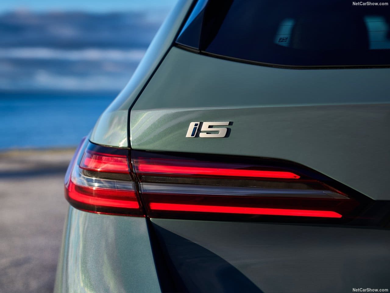 2025 - BMW i5 TOURING, foto 182