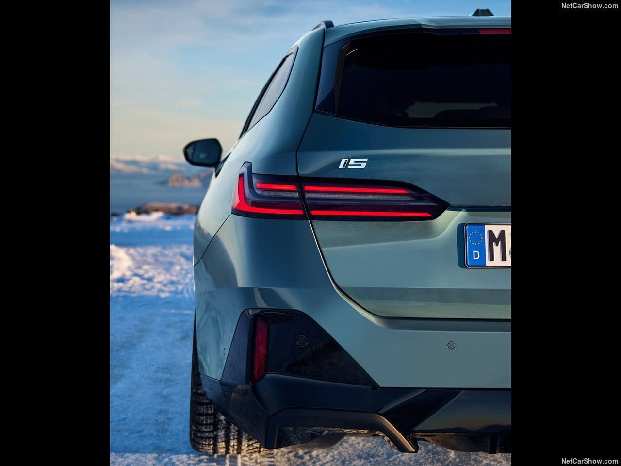 2025 - BMW i5 TOURING, foto 190
