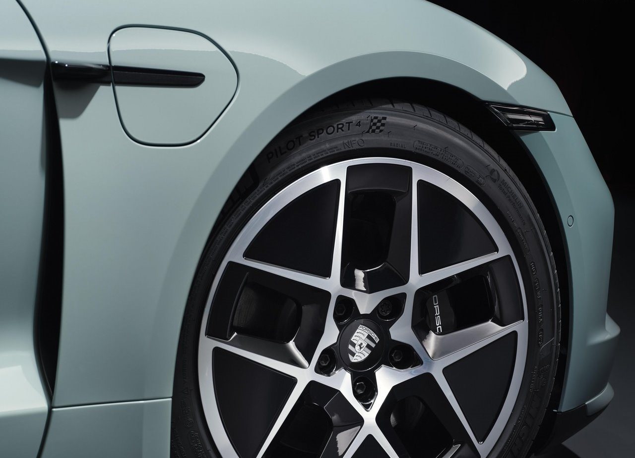 2025 - PORSCHE TAYCAN, foto 28
