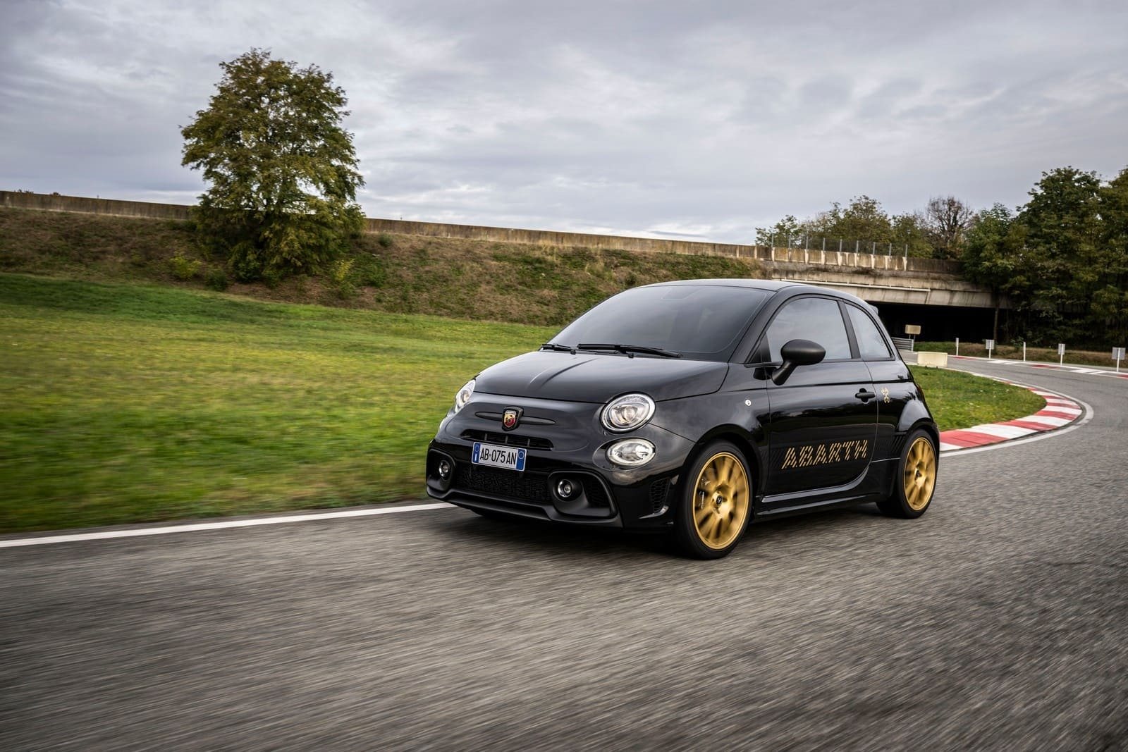 2024 - FIAT 695 ABARTH 75° ANNIVERSARIO, foto 5
