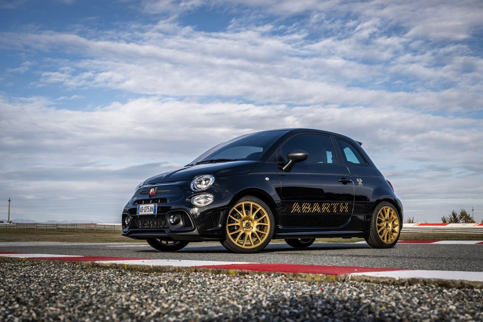 2024 - FIAT 695 ABARTH 75° ANNIVERSARIO, foto 24