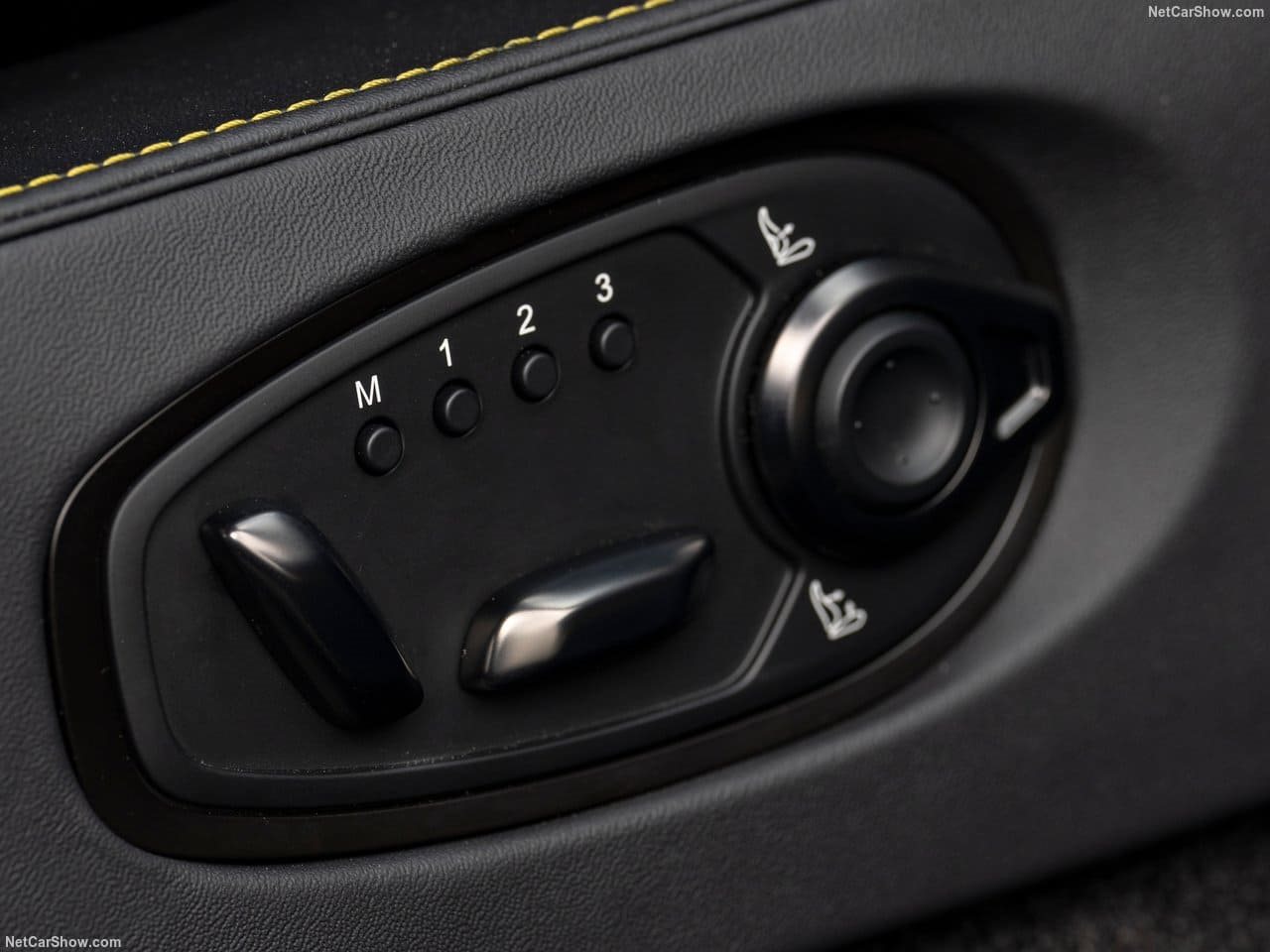 2025 - ASTON MARTIN VANTAGE, foto 206
