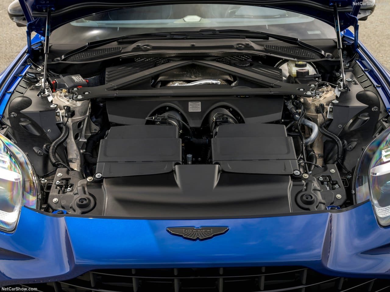 2025 - ASTON MARTIN VANTAGE, foto 252
