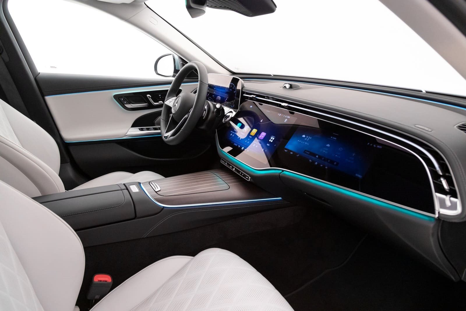 2024 - MERCEDES-BENZ E 300 EXCLUSIVE, foto 32