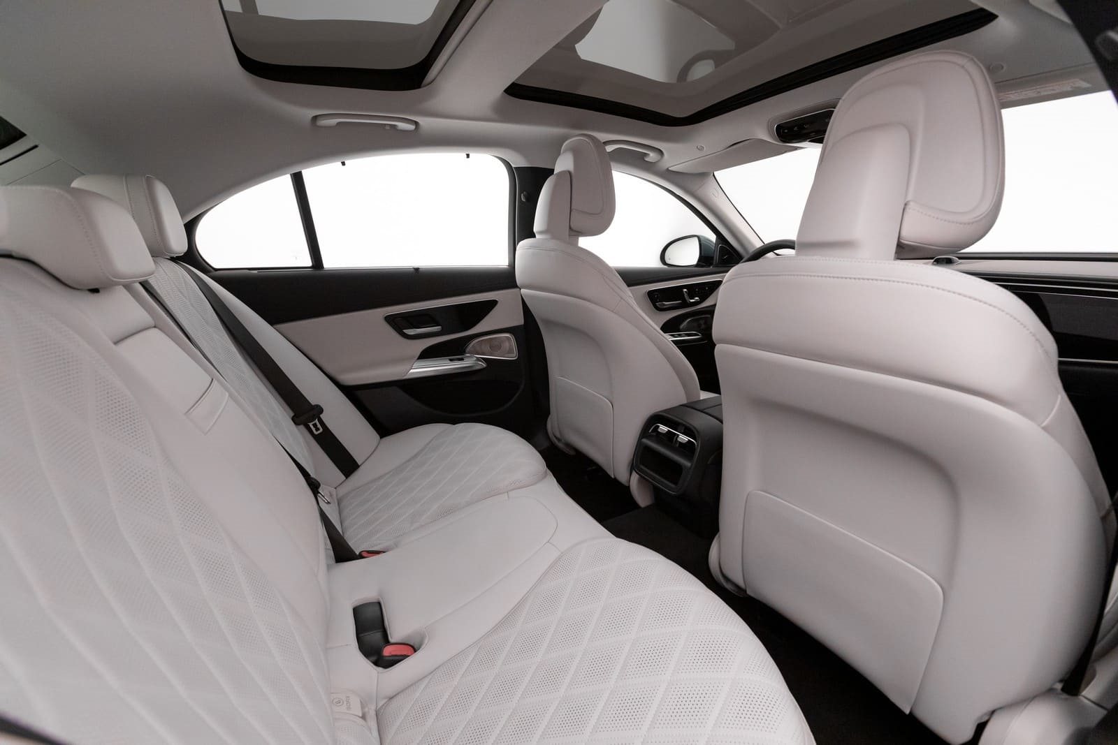 2024 - MERCEDES-BENZ E 300 EXCLUSIVE, foto 47