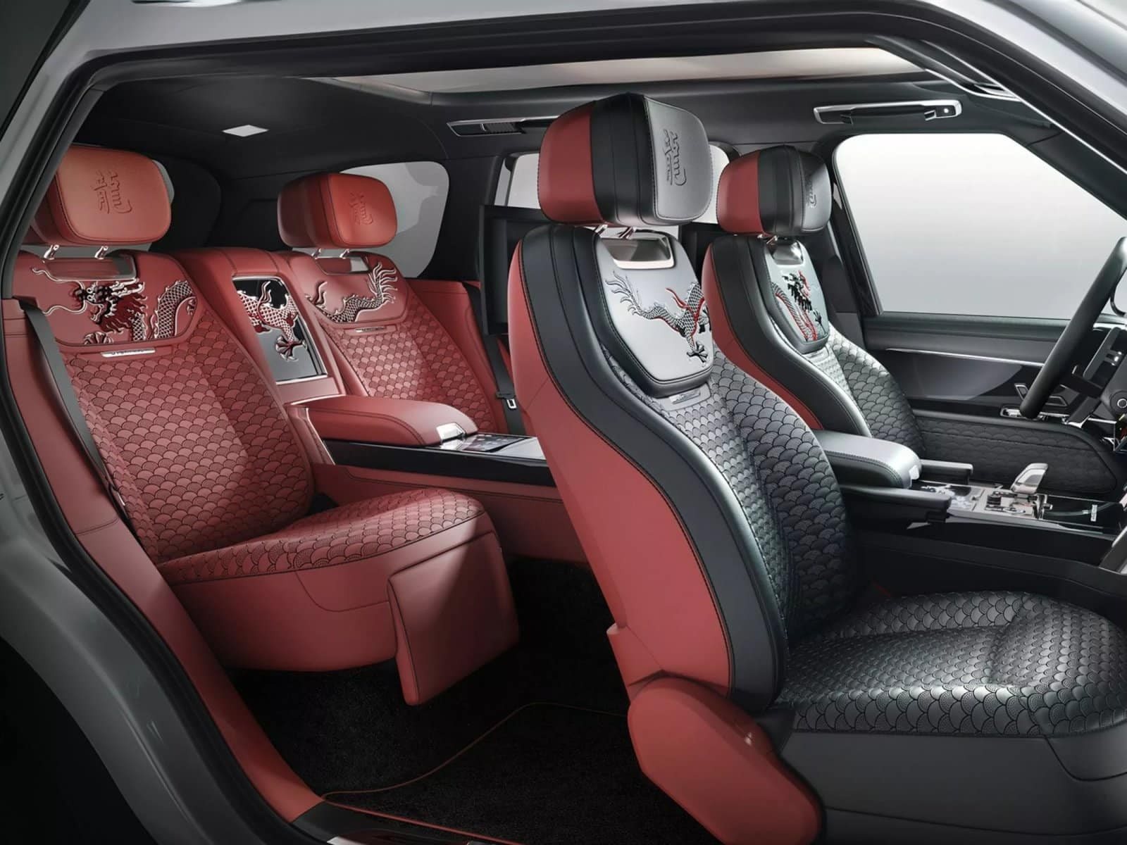2024 - RANGE ROVER ‘DRAGON EDITION’ BY OVERFINCH, foto 6