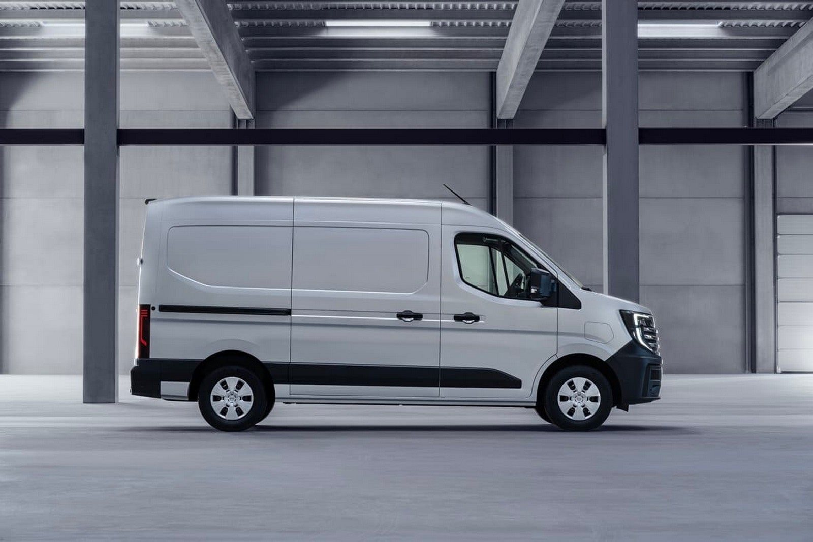 2024 - NISSAN INTERSTAR, foto 2