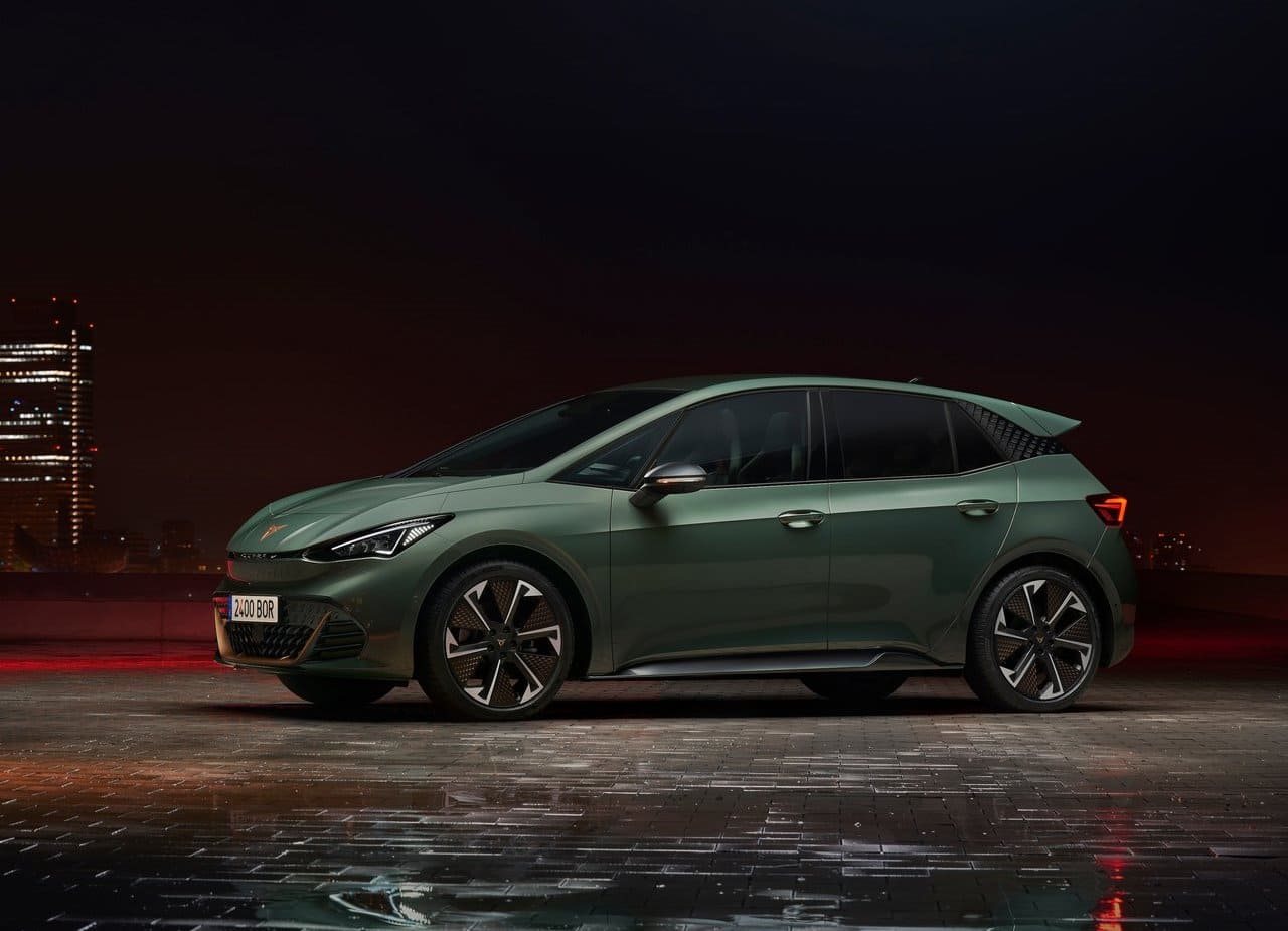 2025 - CUPRA BORN VZ, foto 2