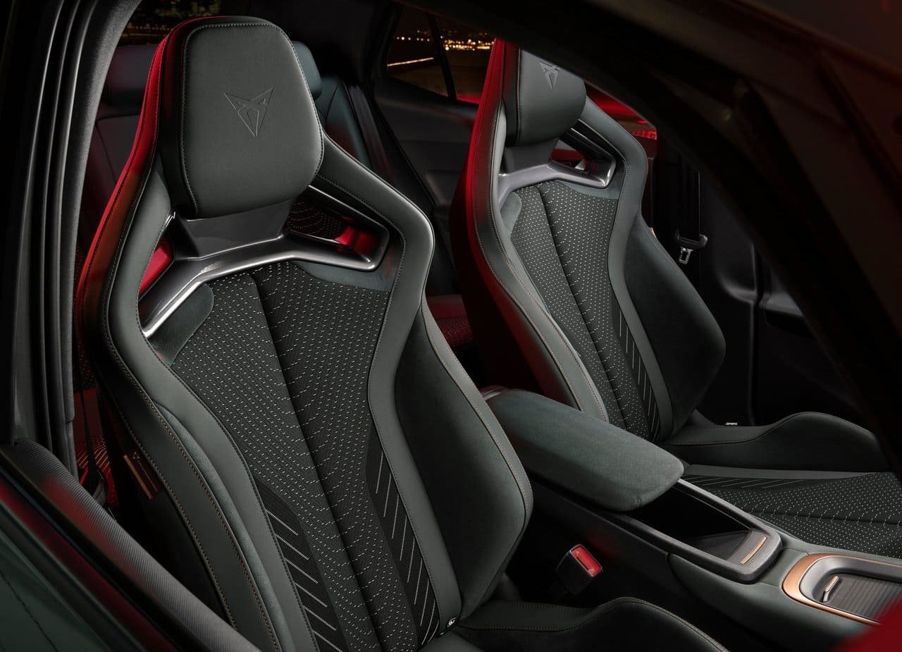 2025 - CUPRA BORN VZ, foto 8