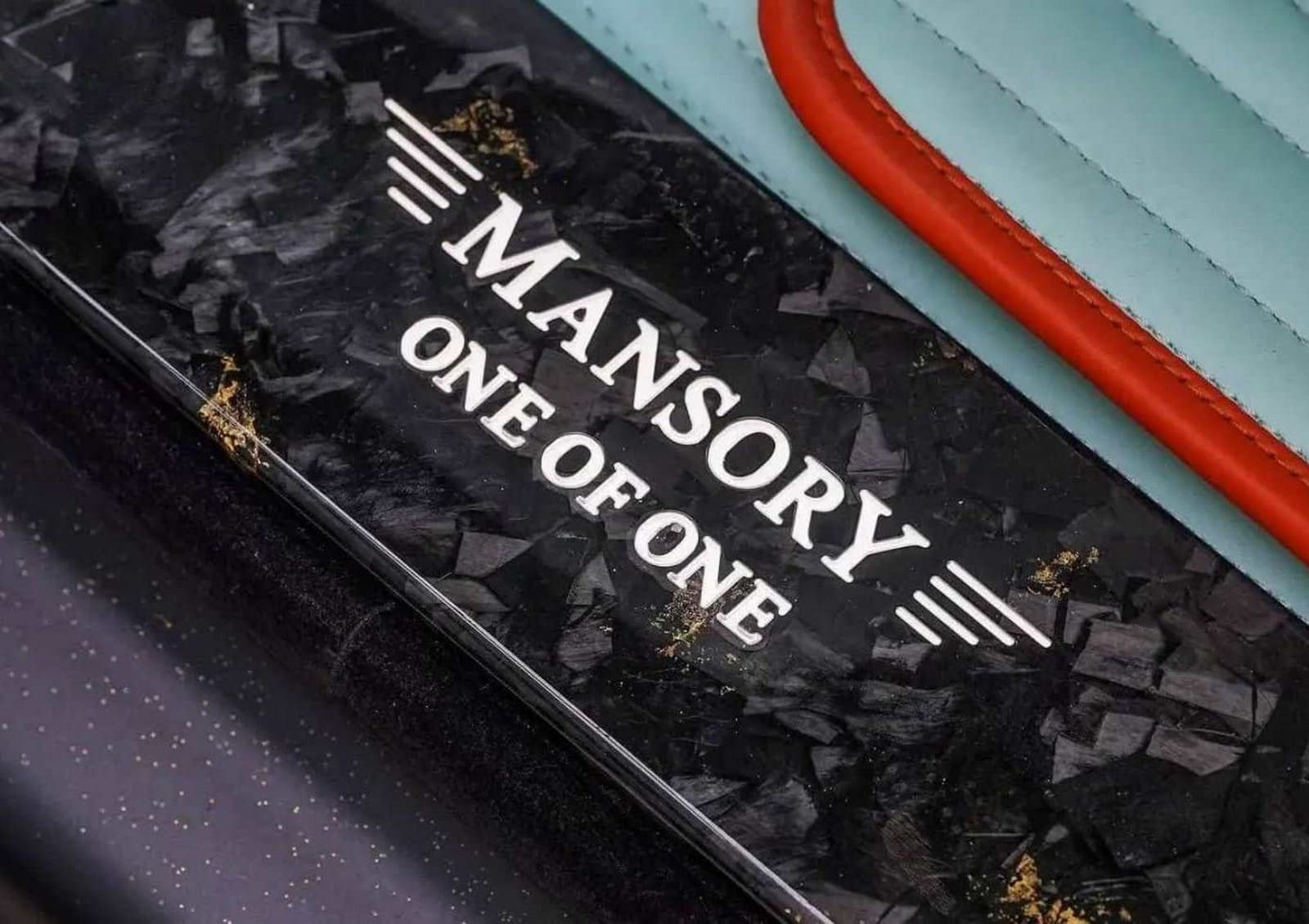 2024 - ROLLS-ROYCE CULLINAN ‘LINEA D’ORO’ BY MANSORY, foto 7