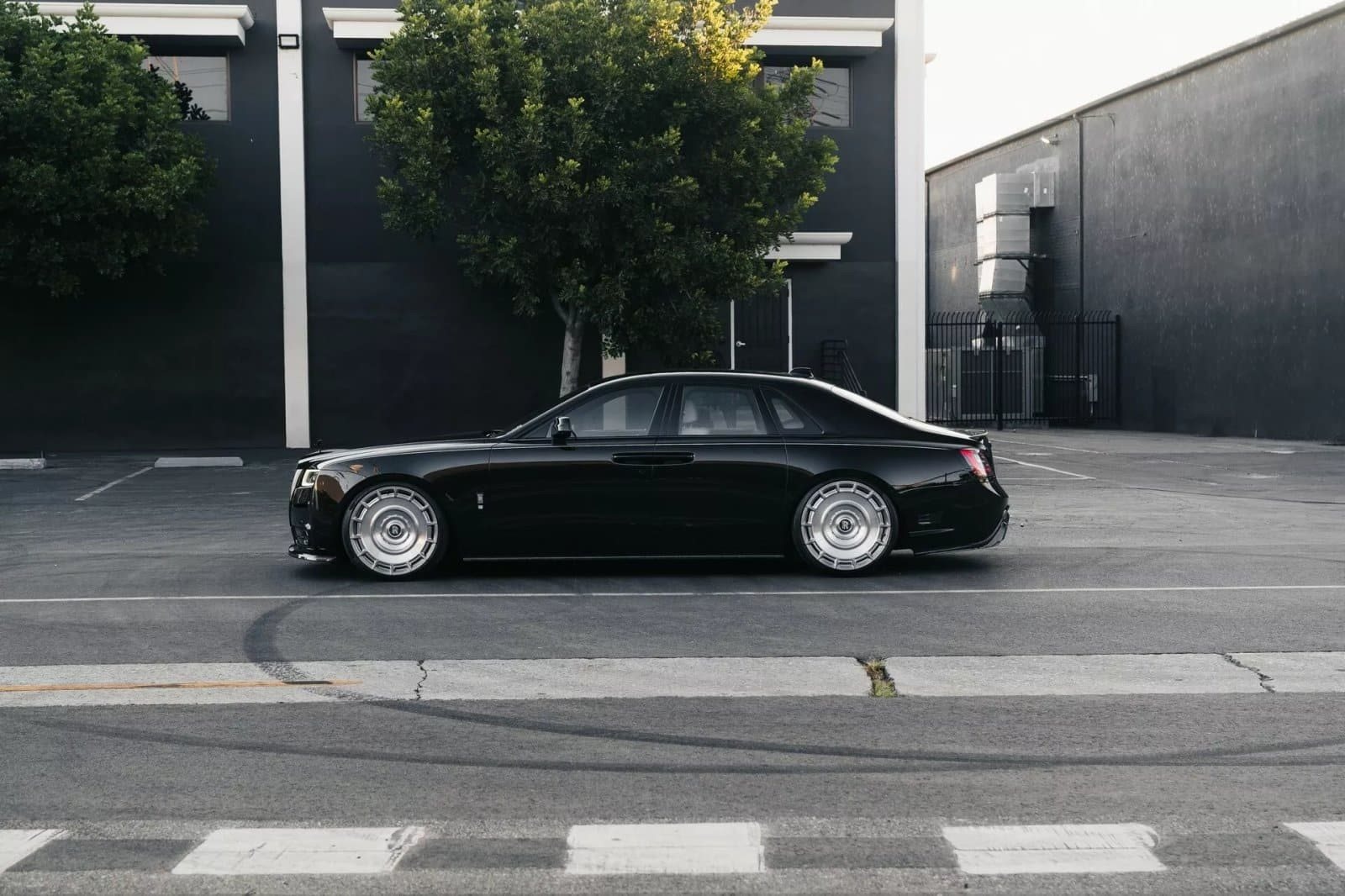 2024 - ROLLS-ROYCE GHOST BY URBAN AUTOMOTIVE, foto 2