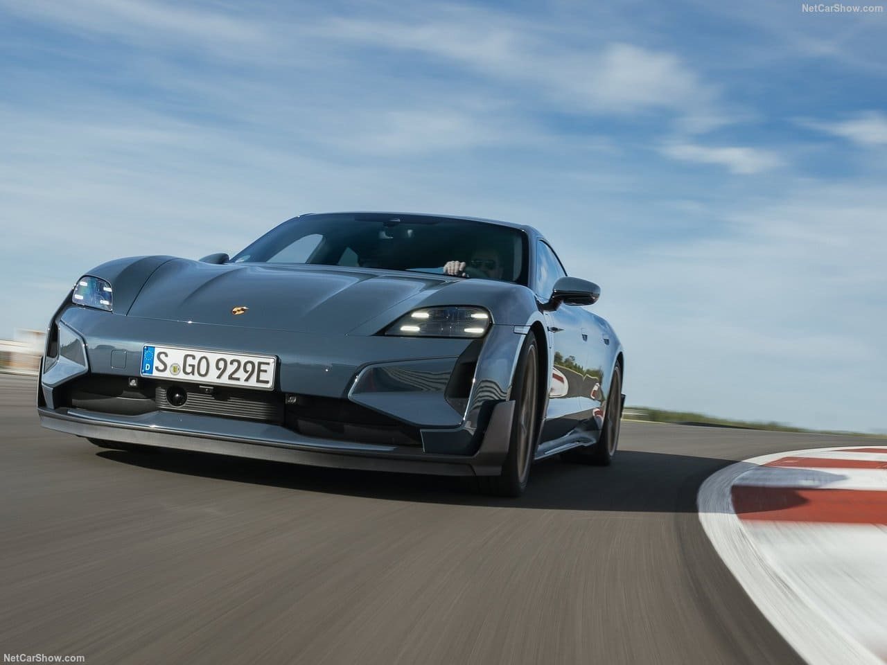 2025 - PORSCHE TAYCAN TURBO GT, foto 11