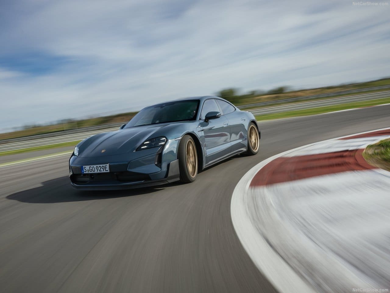 2025 - PORSCHE TAYCAN TURBO GT, foto 14