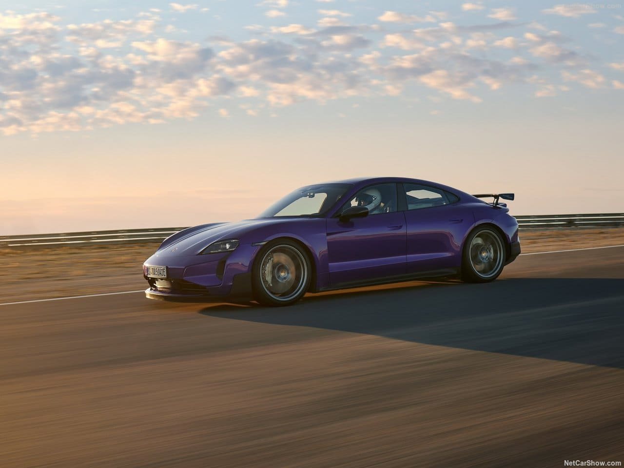 2025 - PORSCHE TAYCAN TURBO GT, foto 18