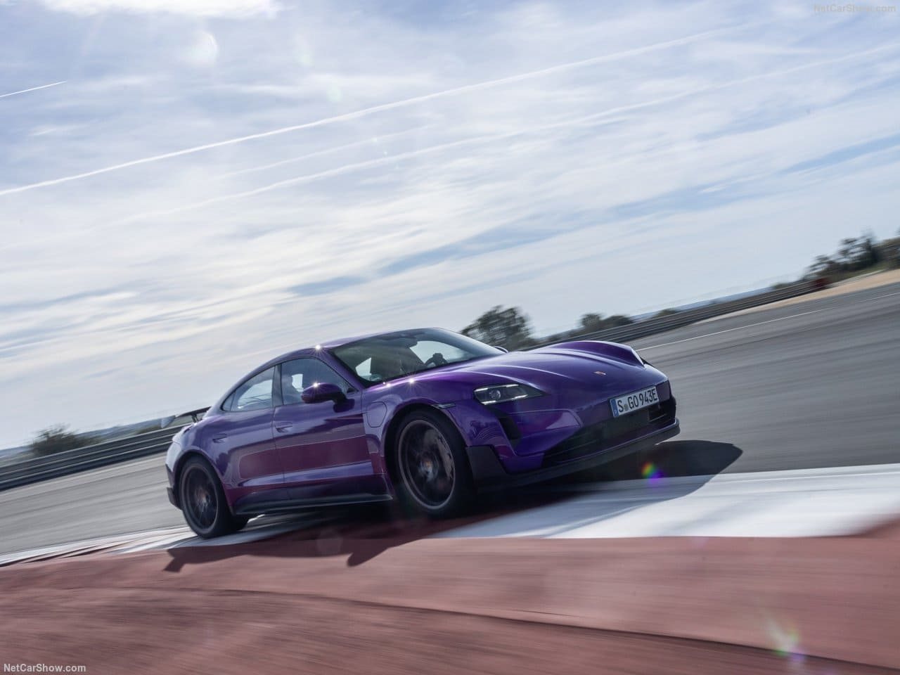 2025 - PORSCHE TAYCAN TURBO GT, foto 24