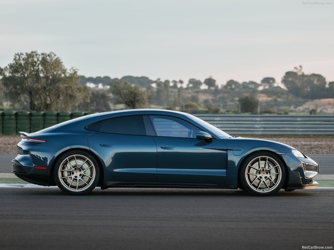 2025 - PORSCHE TAYCAN TURBO GT, foto 27