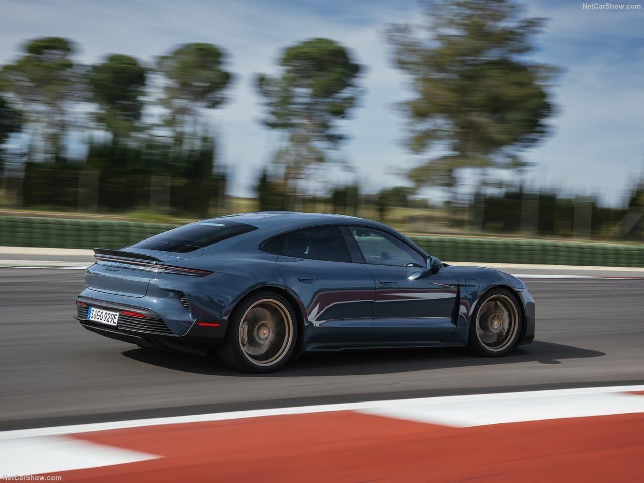 2025 - PORSCHE TAYCAN TURBO GT, foto 39