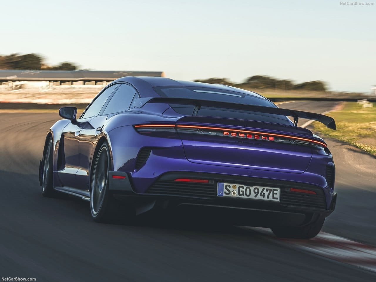 2025 - PORSCHE TAYCAN TURBO GT, foto 42