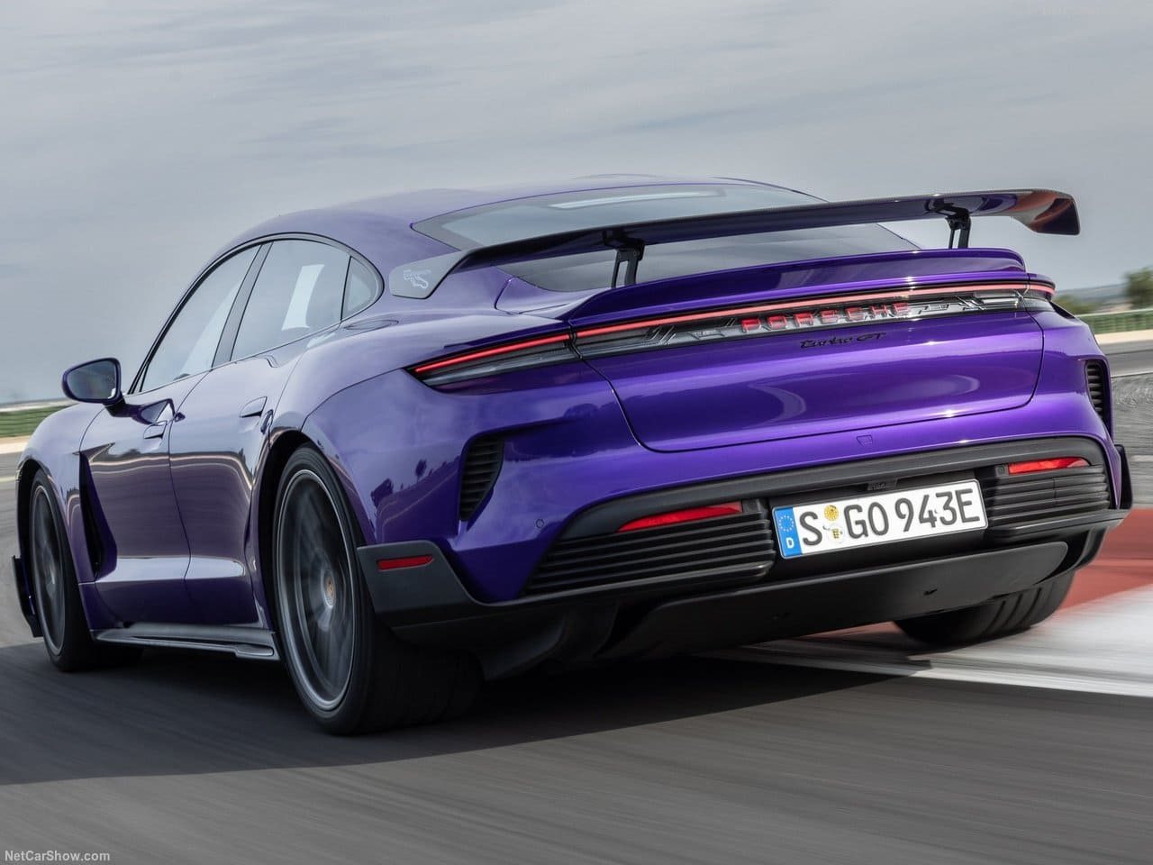 2025 - PORSCHE TAYCAN TURBO GT, foto 43