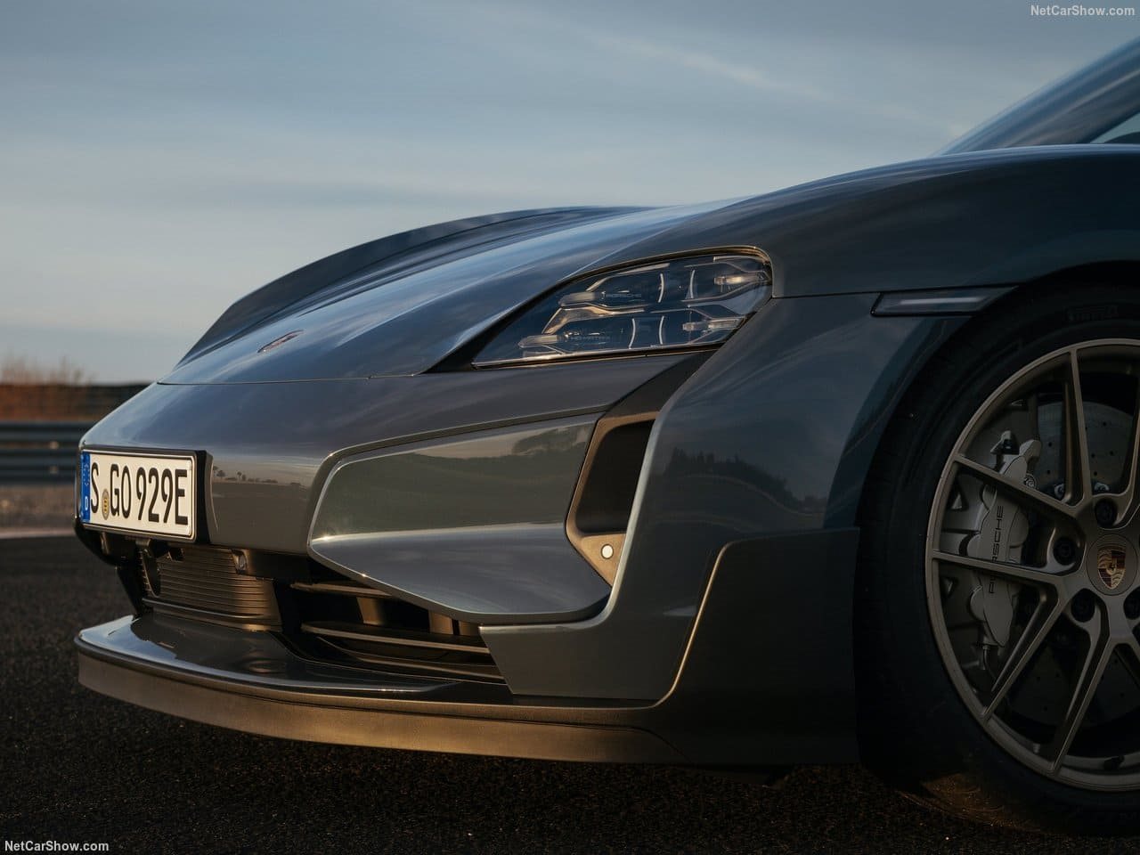 2025 - PORSCHE TAYCAN TURBO GT, foto 79