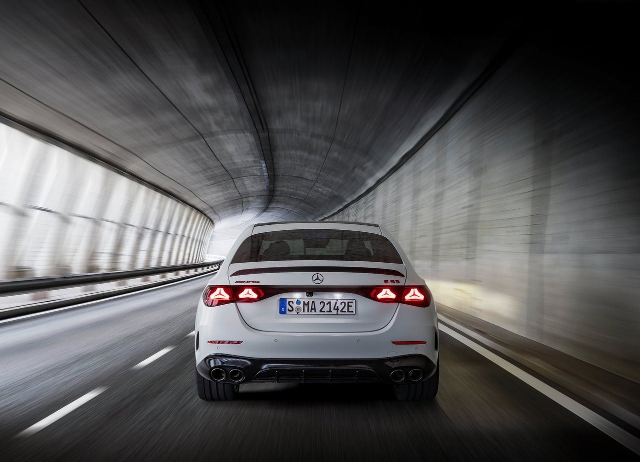 2025 - MERCEDES-AMG E 53 HYBRID, foto 14