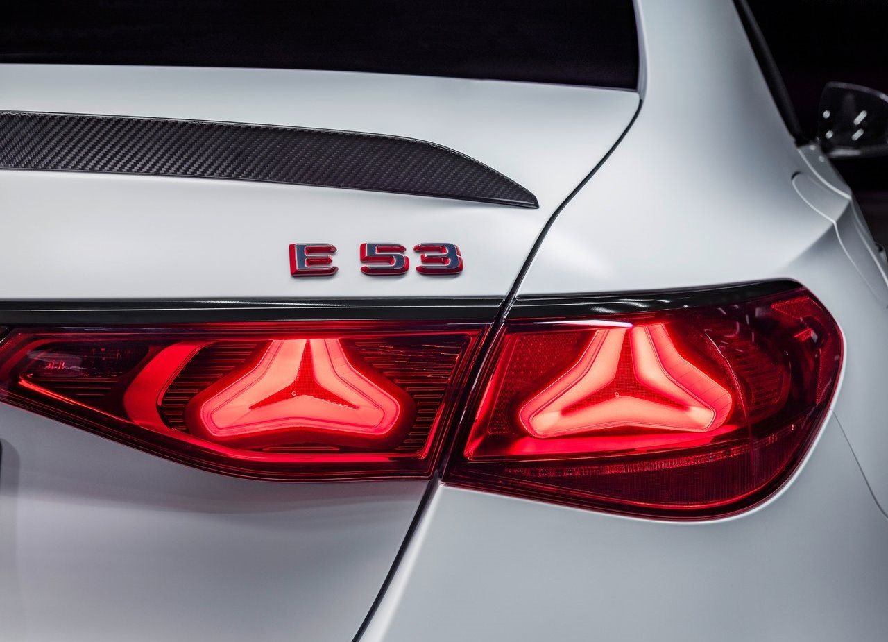 2025 - MERCEDES-AMG E 53 HYBRID, foto 22