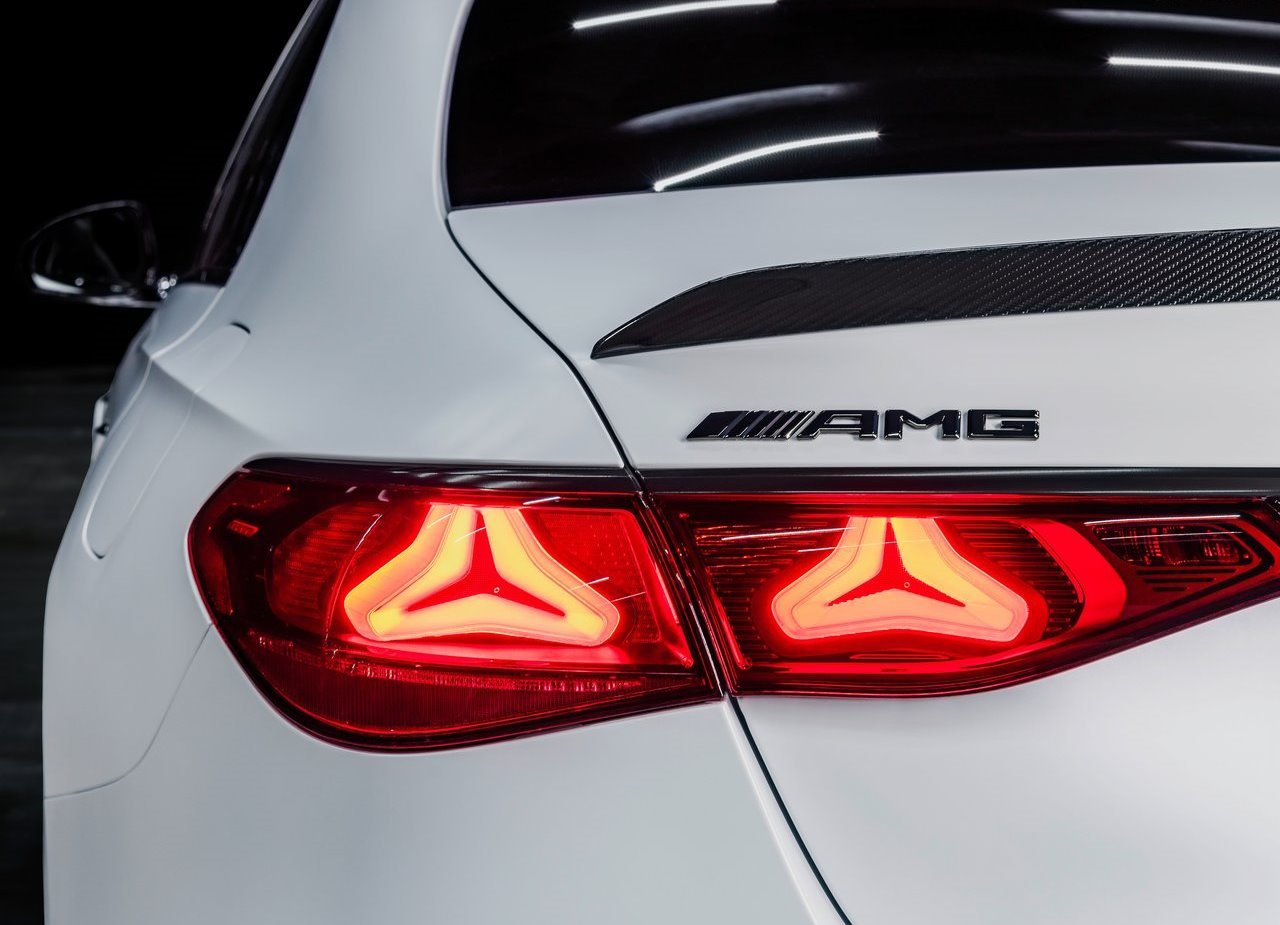 2025 - MERCEDES-AMG E 53 HYBRID, foto 24
