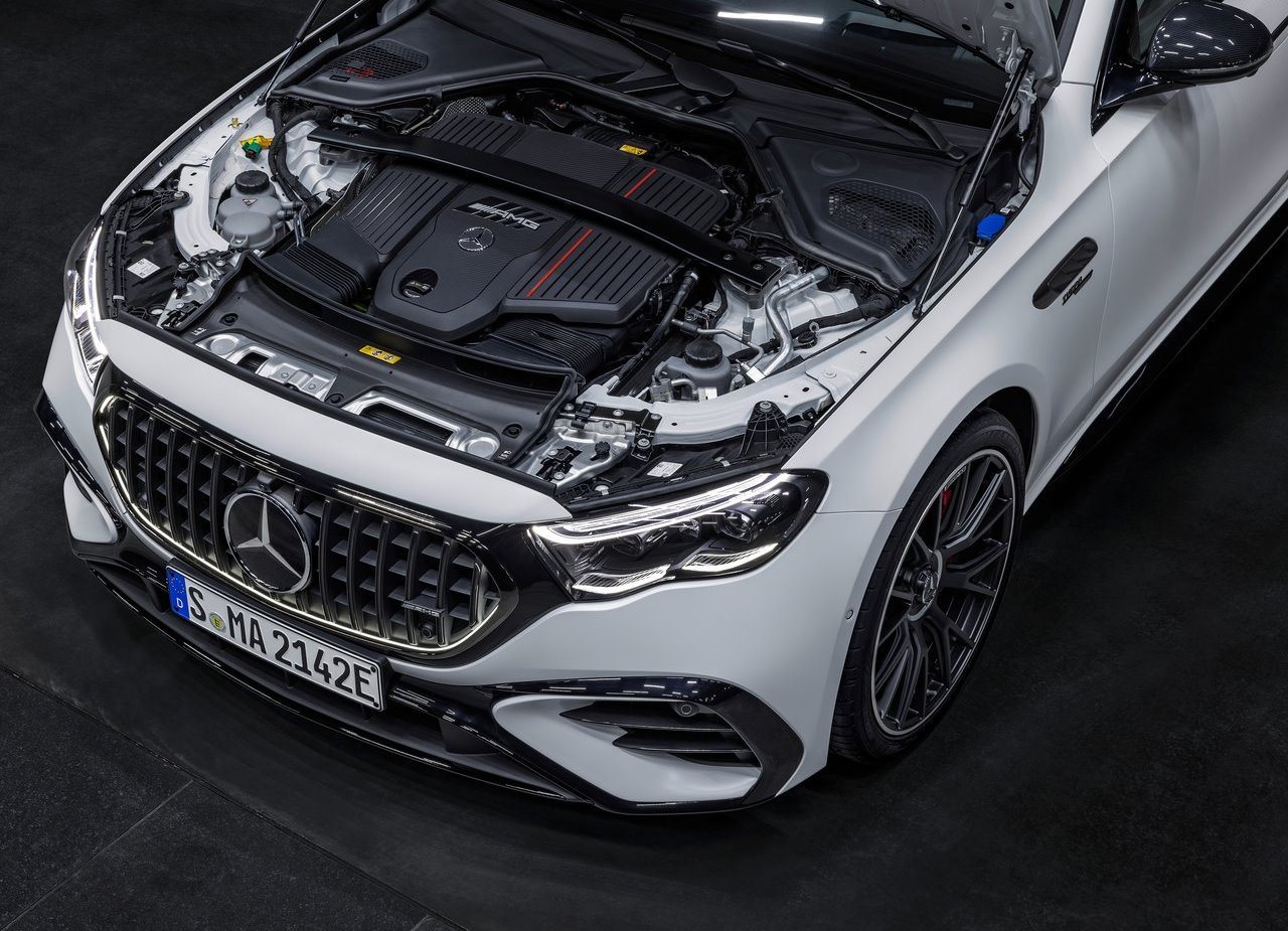2025 - MERCEDES-AMG E 53 HYBRID, foto 28