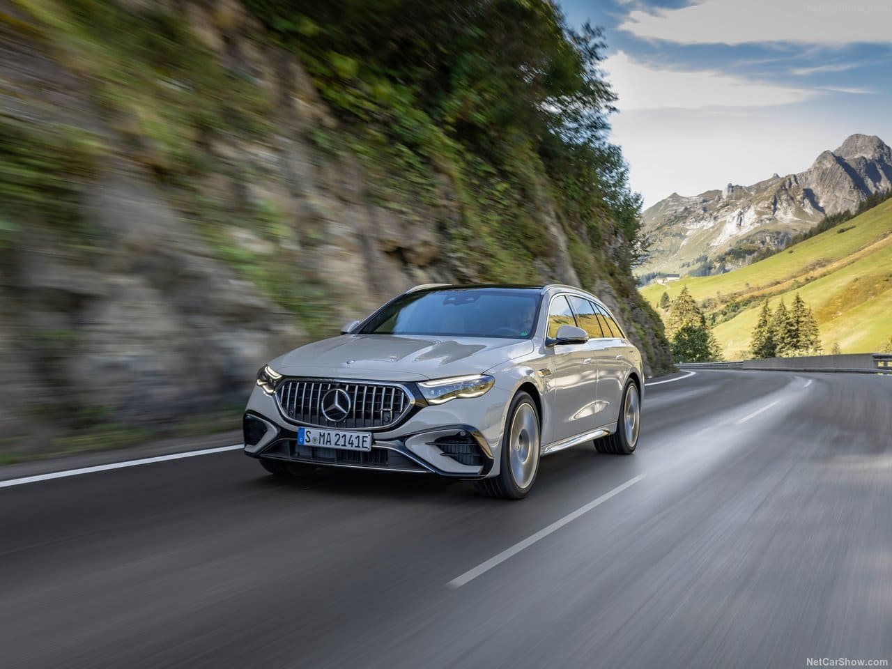 2025 - MERCEDES-AMG E 53 HYBRID ESTATE, foto 7