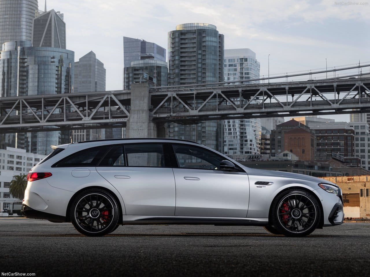 2025 - MERCEDES-AMG E 53 HYBRID ESTATE, foto 15