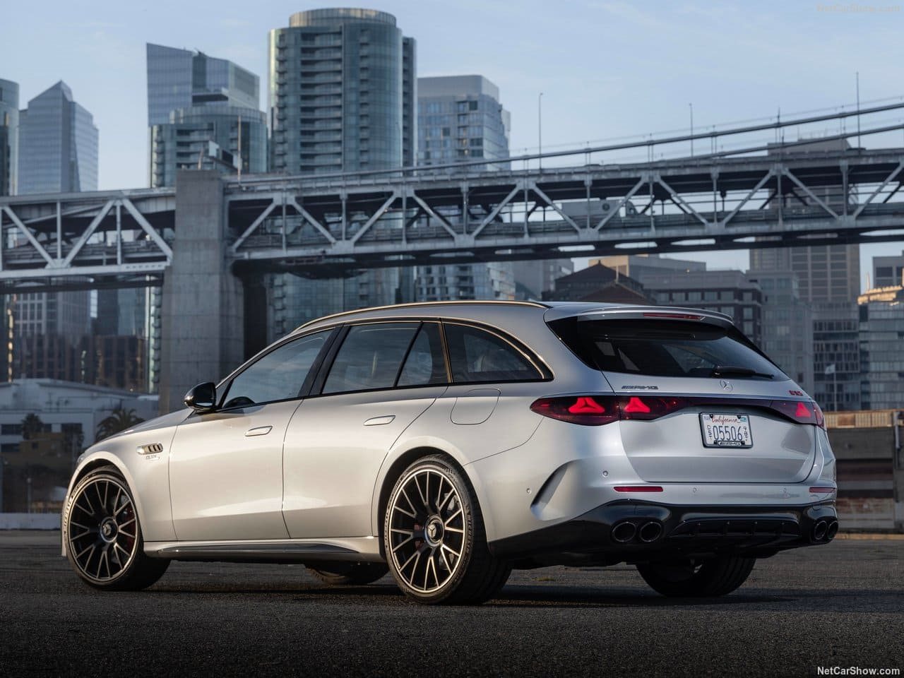 2025 - MERCEDES-AMG E 53 HYBRID ESTATE, foto 18