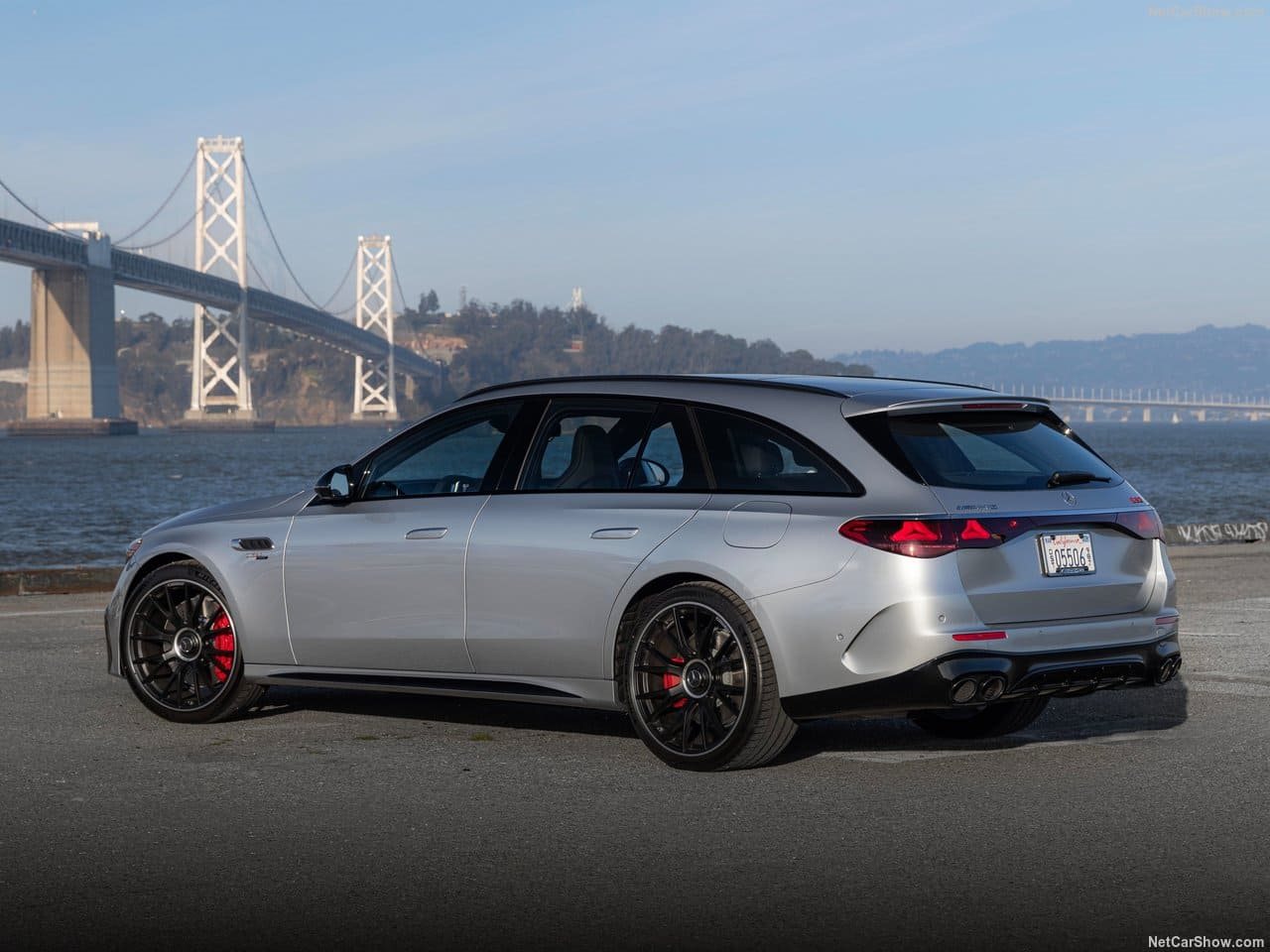 2025 - MERCEDES-AMG E 53 HYBRID ESTATE, foto 19