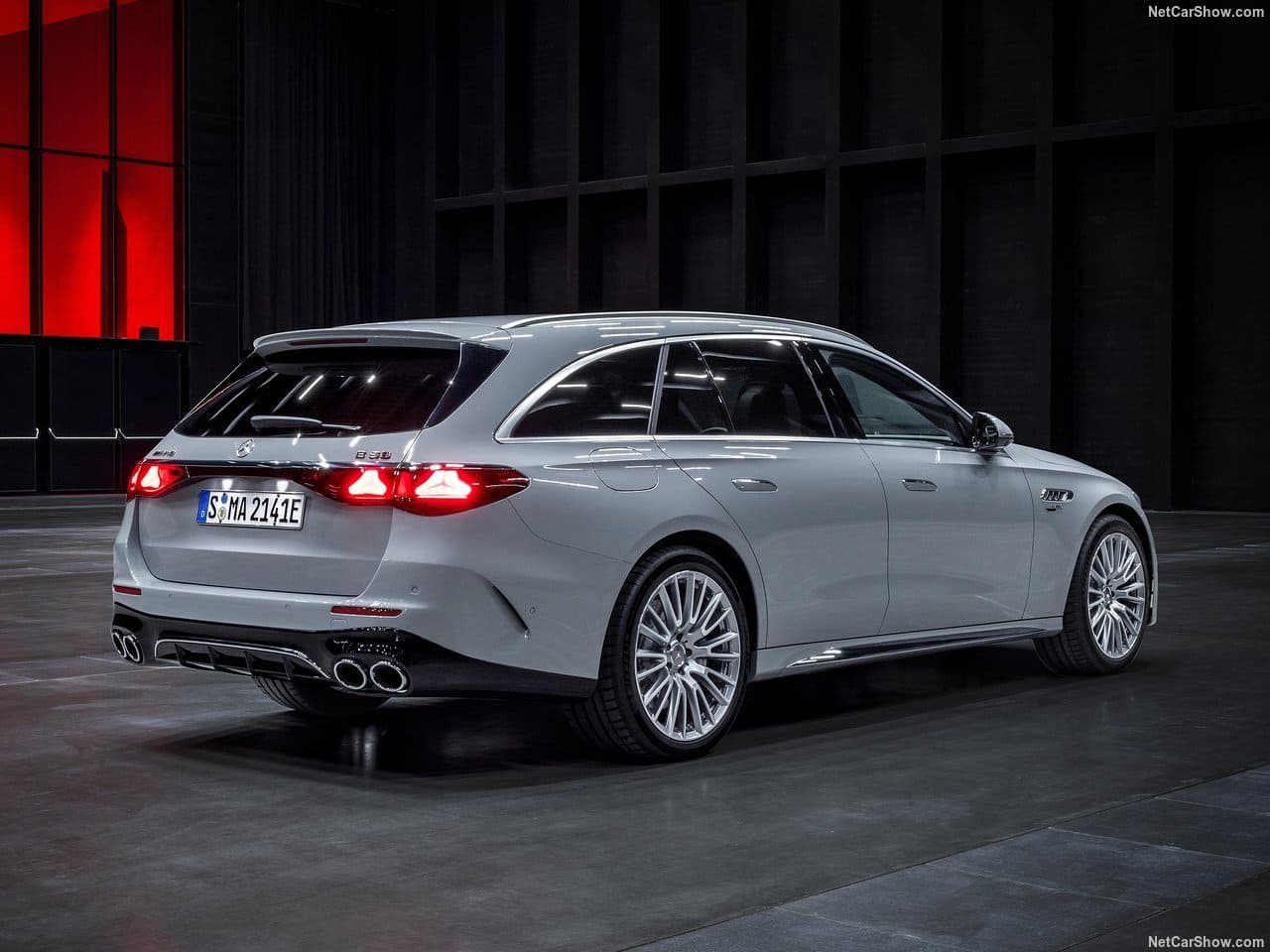 2025 - MERCEDES-AMG E 53 HYBRID ESTATE, foto 22