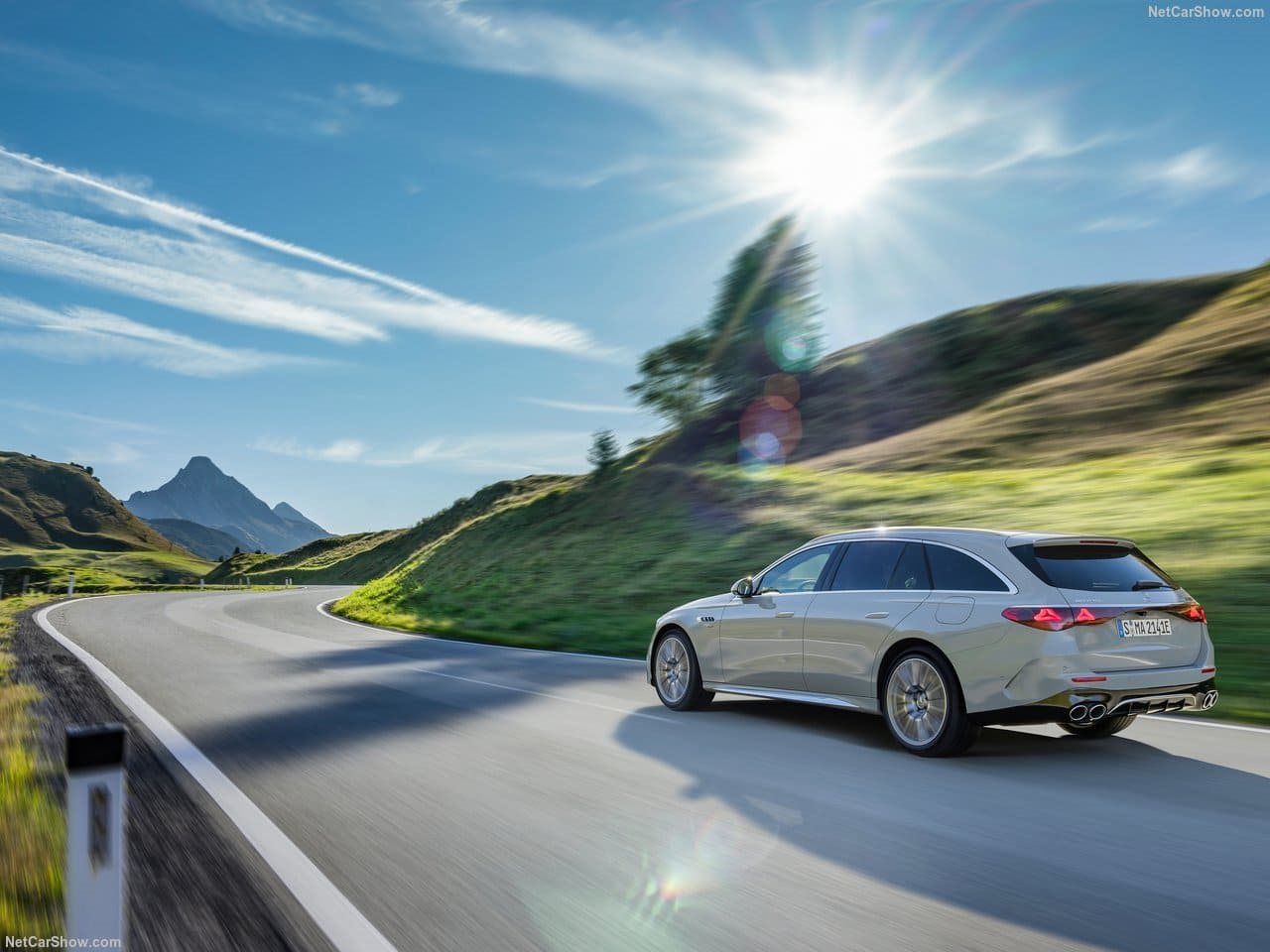 2025 - MERCEDES-AMG E 53 HYBRID ESTATE, foto 28