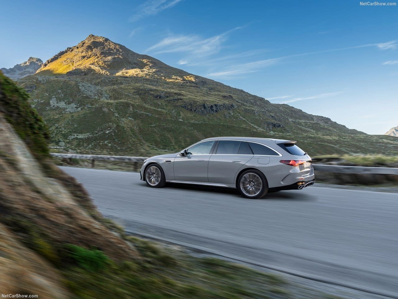 2025 - MERCEDES-AMG E 53 HYBRID ESTATE, foto 29