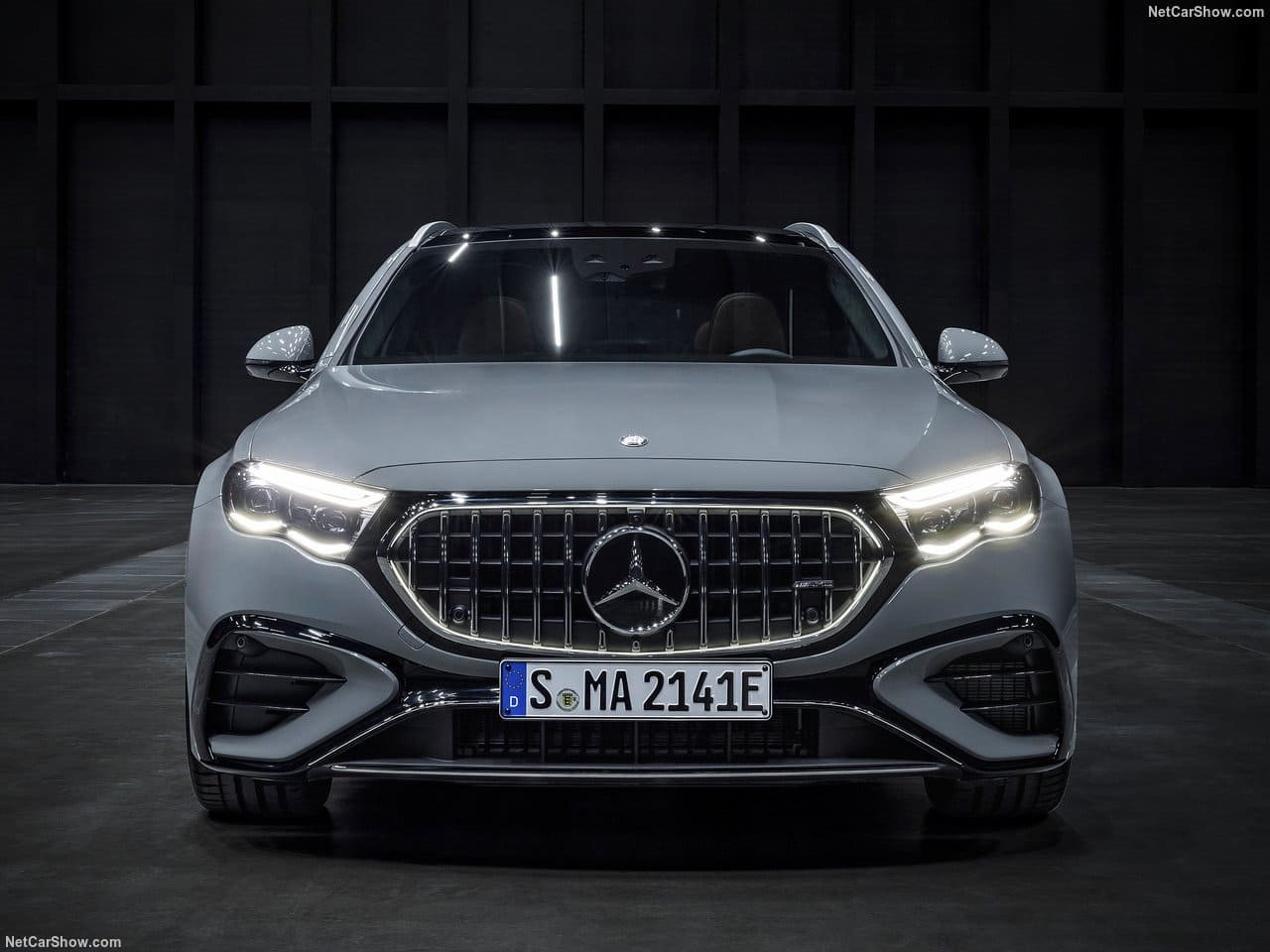2025 - MERCEDES-AMG E 53 HYBRID ESTATE, foto 32