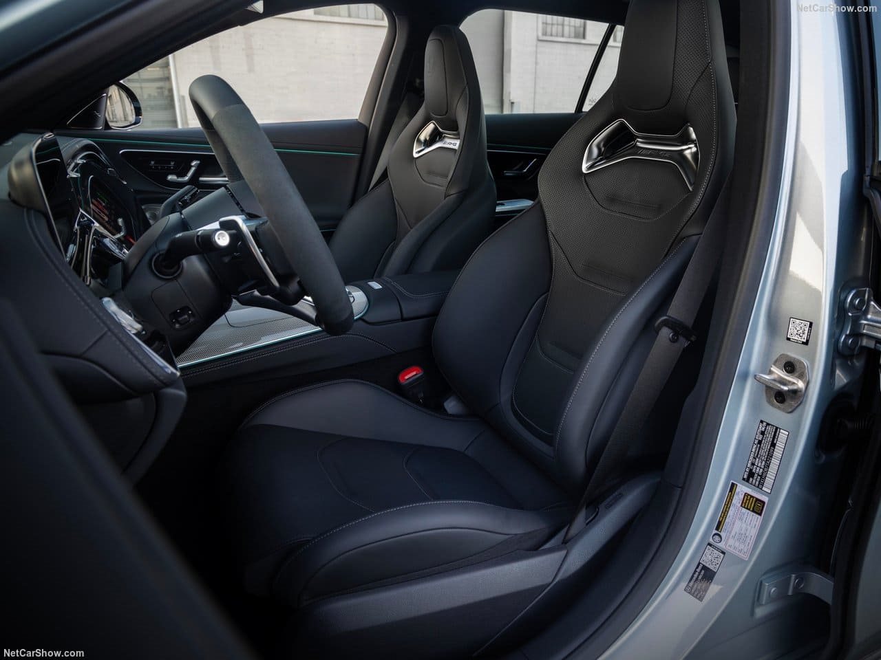 2025 - MERCEDES-AMG E 53 HYBRID ESTATE, foto 44