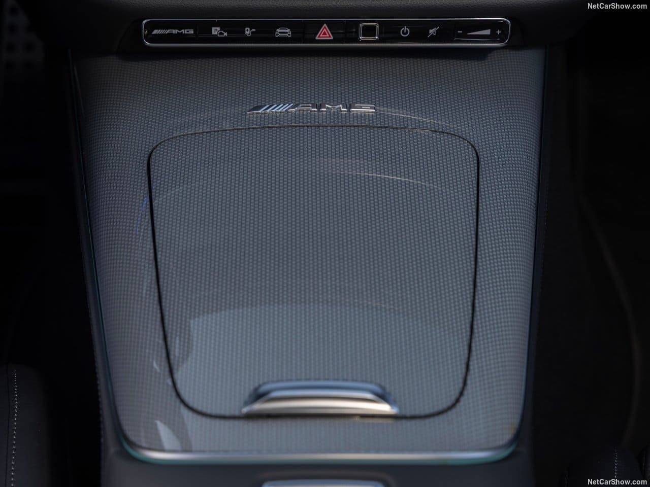2025 - MERCEDES-AMG E 53 HYBRID ESTATE, foto 47