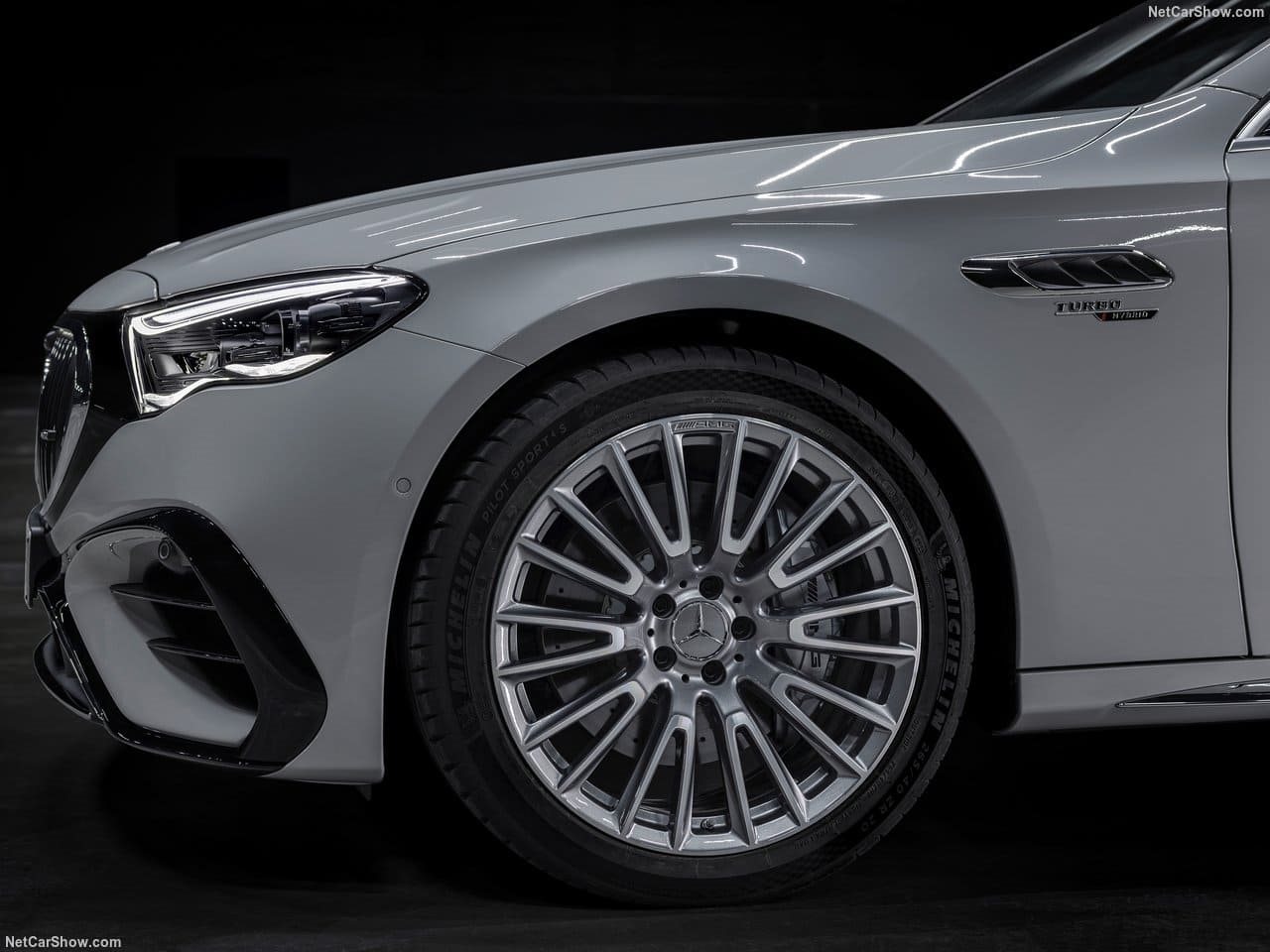 2025 - MERCEDES-AMG E 53 HYBRID ESTATE, foto 80
