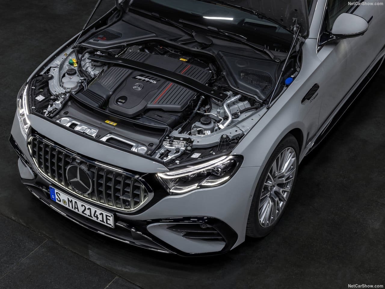 2025 - MERCEDES-AMG E 53 HYBRID ESTATE, foto 87