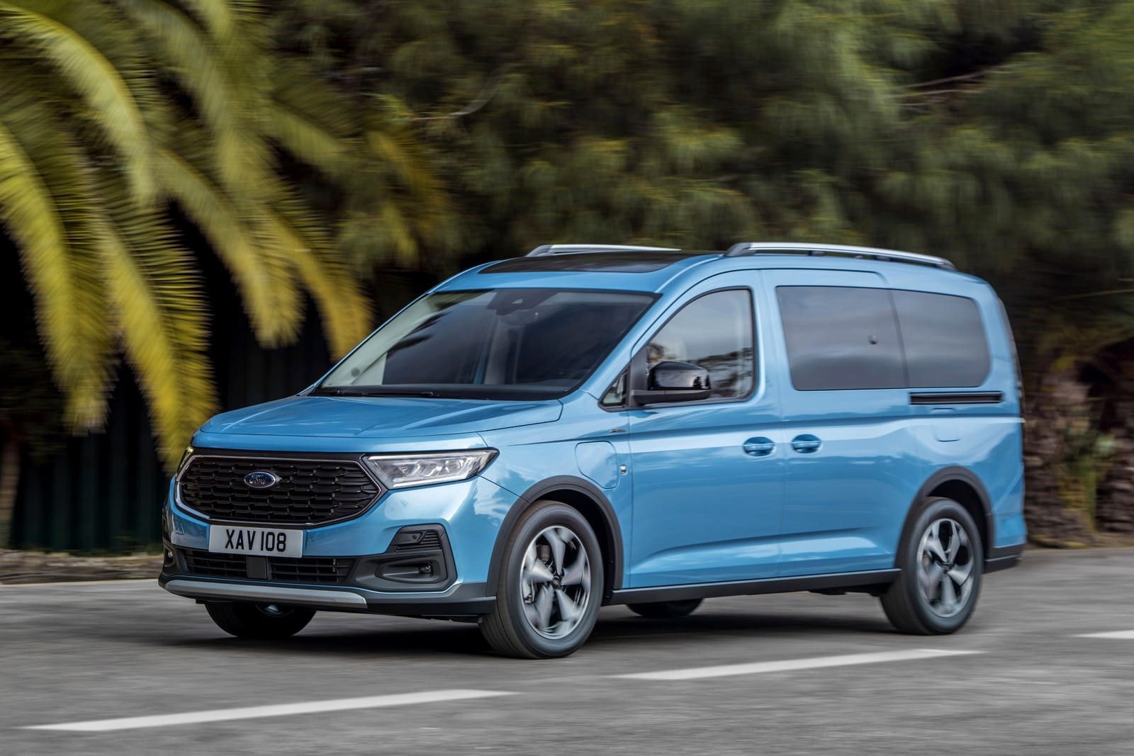 2025 - FORD TOURNEO CONNECT PLUG-IN HYBRID, foto 1