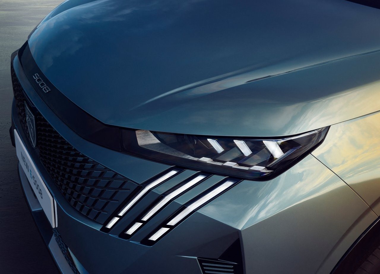 PEUGEOT E-5008, foto 35