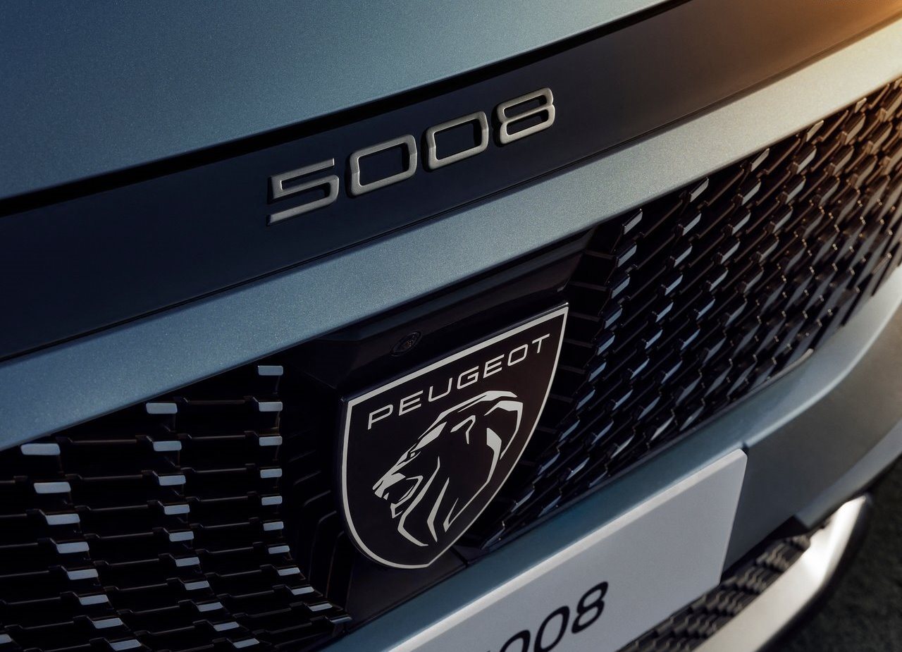 PEUGEOT E-5008, foto 40