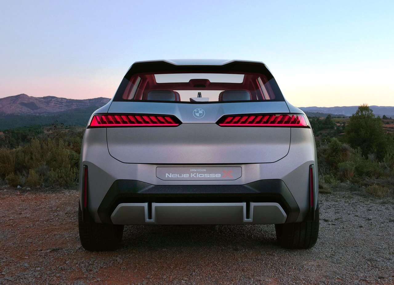 BMW VISION NEUE KLASSE X CONCEPT, foto 17