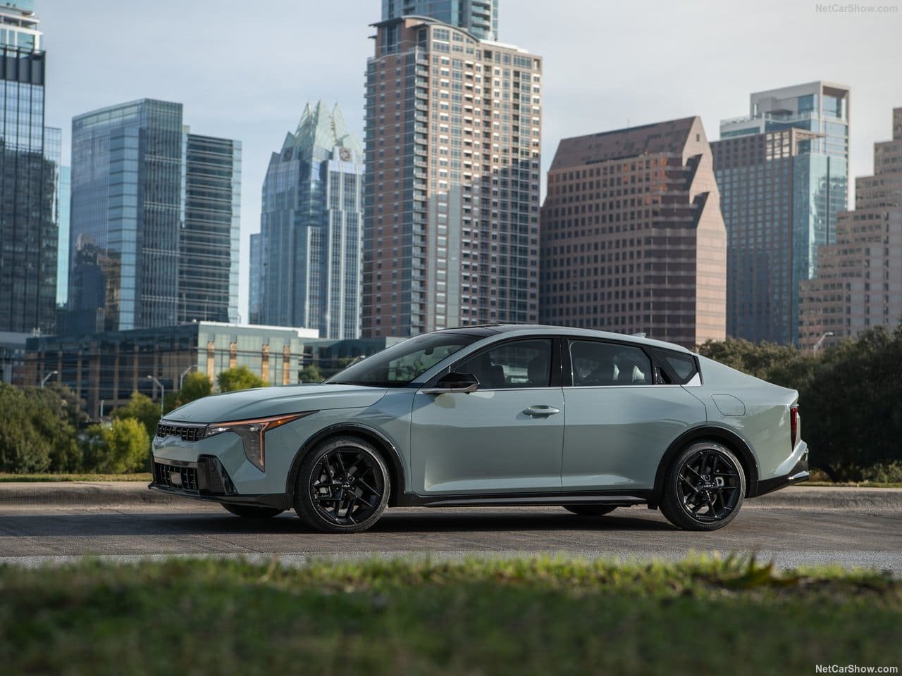 2025 - KIA K4, foto 4