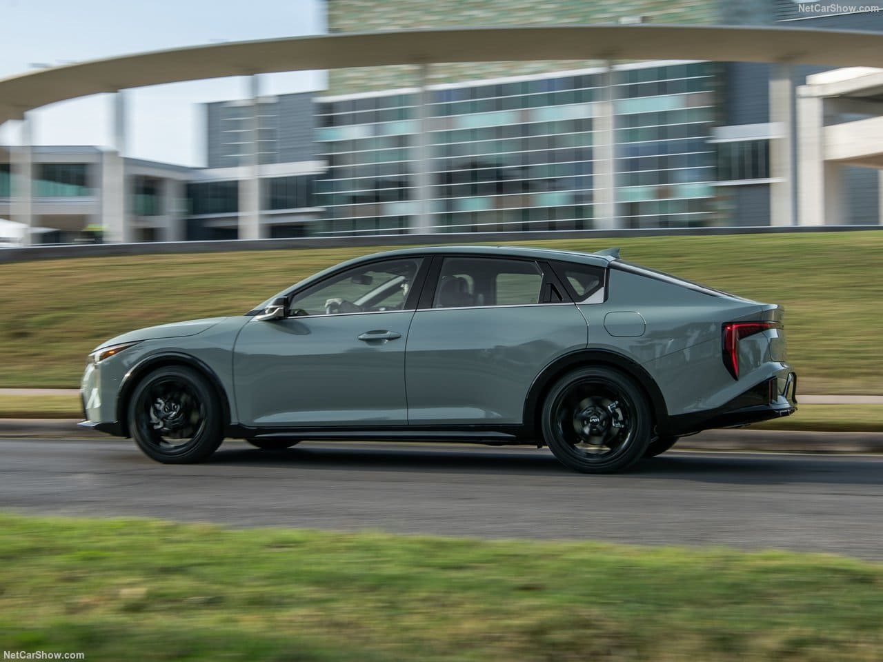 2025 - KIA K4, foto 14