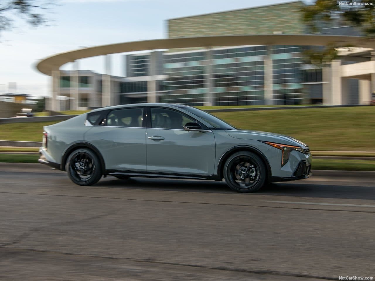 2025 - KIA K4, foto 15