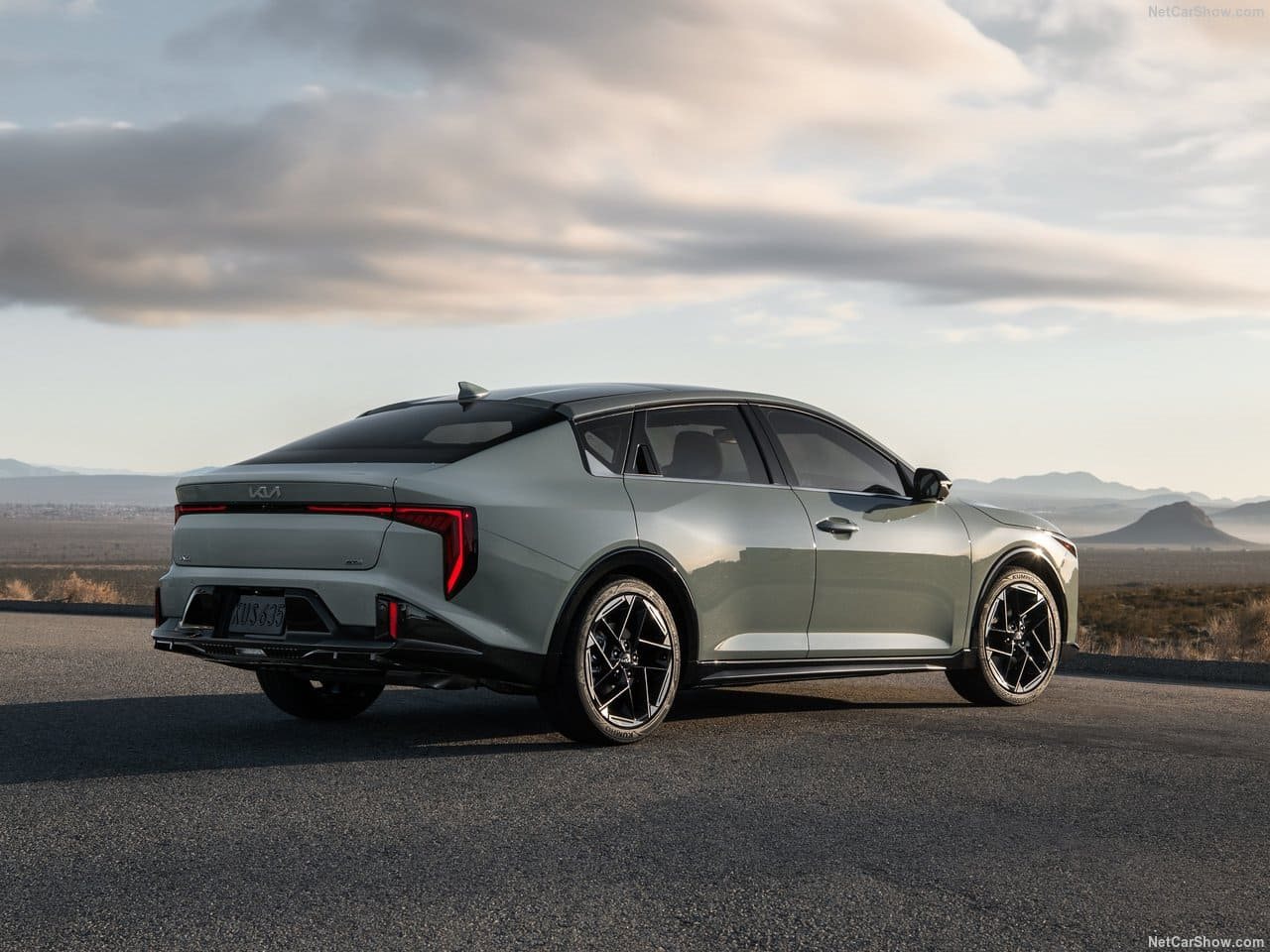 2025 - KIA K4, foto 18