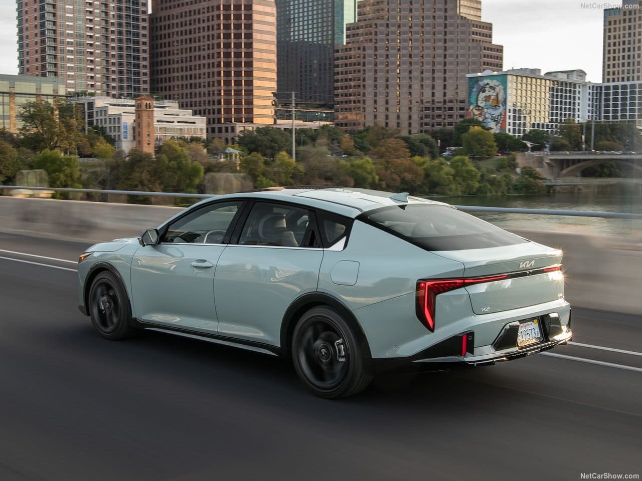 2025 - KIA K4, foto 20