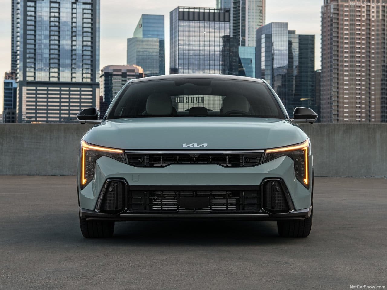 2025 - KIA K4, foto 23